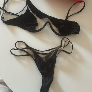 GOD SAVE QUEENS BIKINI